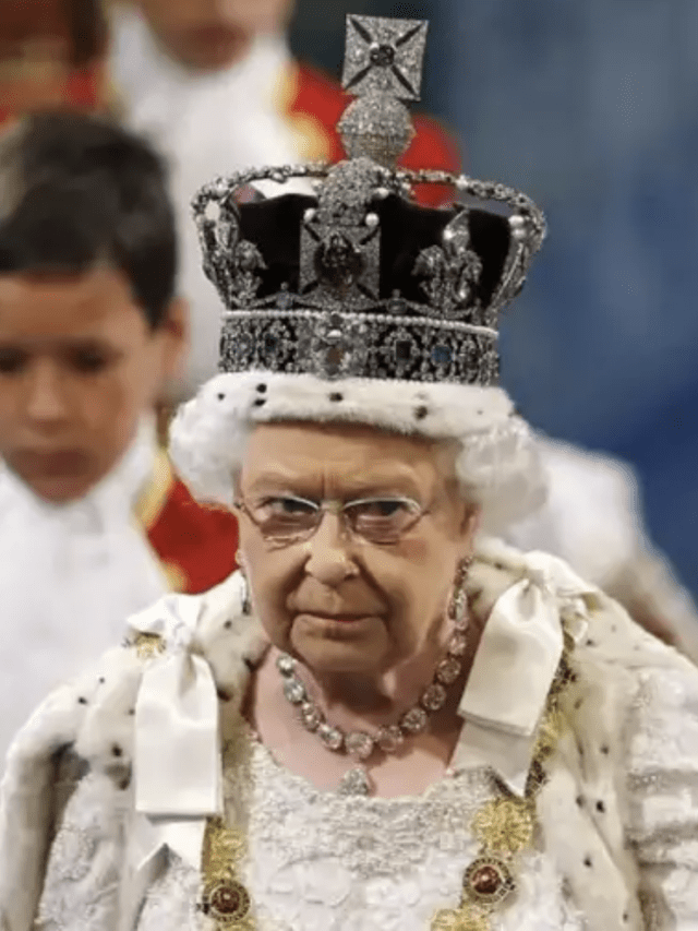 Queen Elizabeth II’s 8 magnificent jewellery collection
