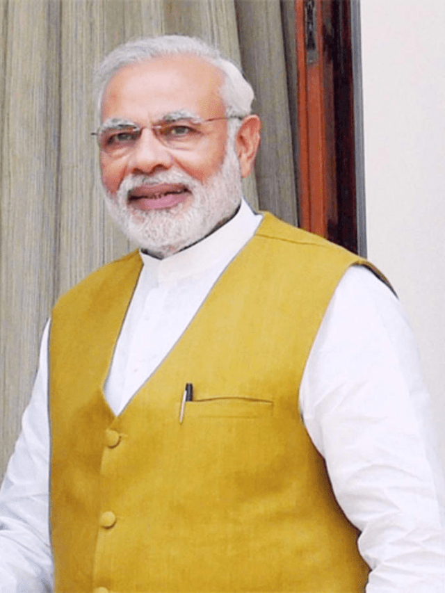 Birthday Special: 8 Bollywood actors who shared the camera with PM Modi