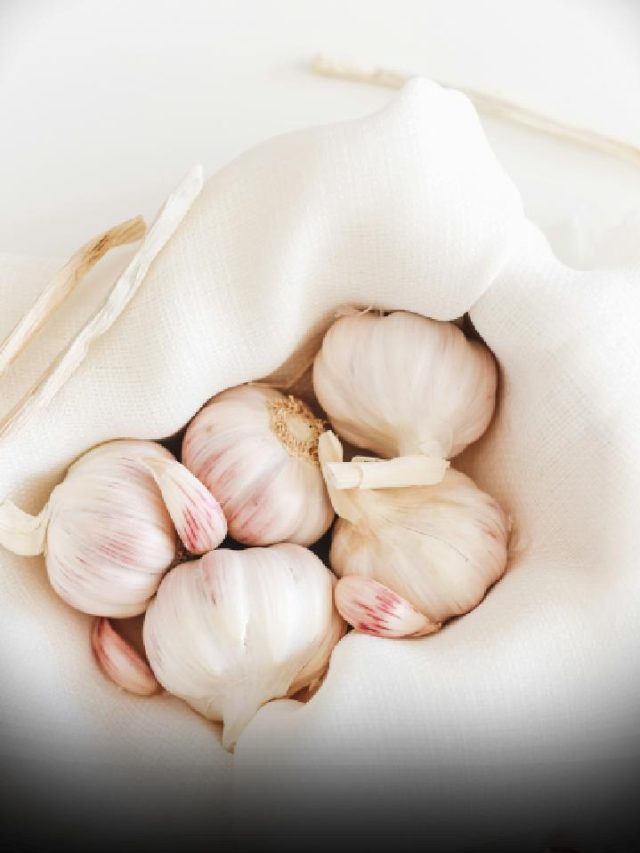 The Morning Habit That Transforms Your Health : Raw Garlic Magic